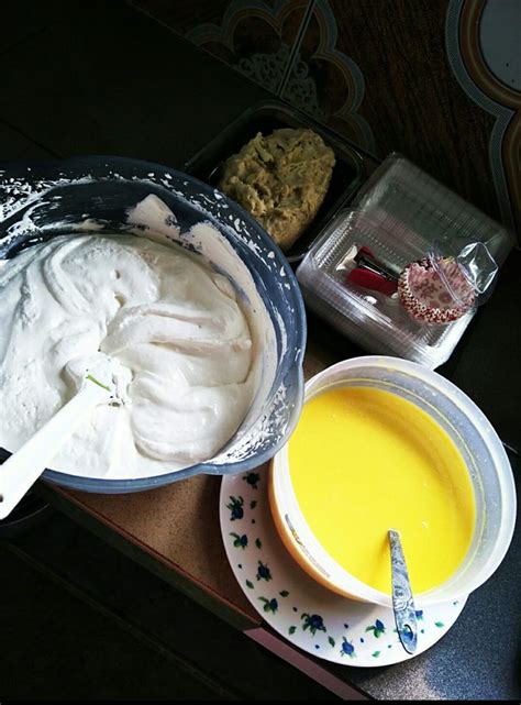 Dengan menggunakan cara ini maka kegiatan membuat sarapan akan otomatis dan cepat. Cara Membuat Crepes Dengan Teflon : Cara Membuat Crepes ...