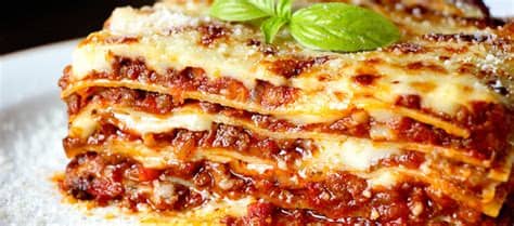 La gastronomía de japón como cocina nacional ha evolucionado, a través de los siglos, a causa de muchos cambios políticos y sociales, comenzando por la edad antigua, en la que la mayoría de la cocina estaba influenciada por la cultura china. Lasagna original - Recetas de Esbieta