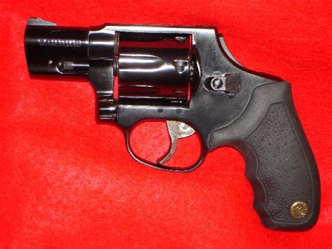 Taurus Mod 617 357 Mag Seven Shot Bobbed Hammer
