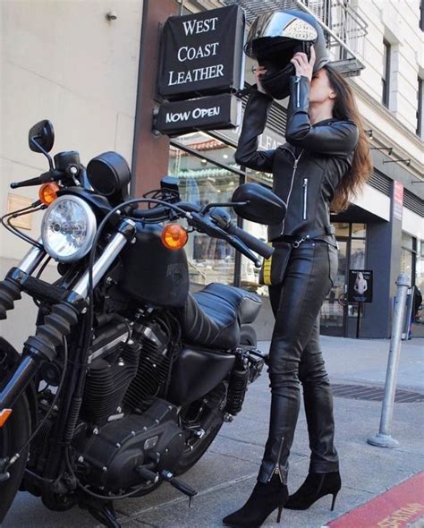 Pin By 🌹 ️lederlady ️🌹 On Motorrad Girls ️ Womens Motorcycle Fashion Biker Girl Motorcycle Women