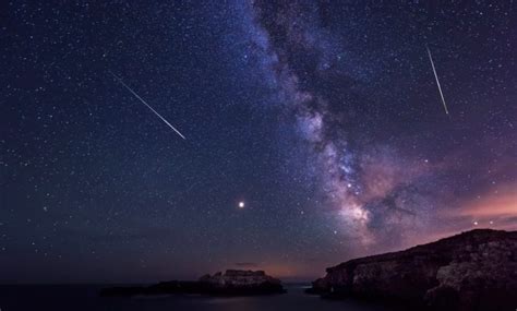 Shooting Stars Meteor Shower Set To Light Up Night Sky In
