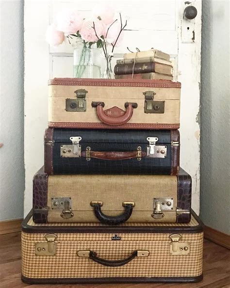 Vintage Suitcase Decor Vintage Suitcase Decor Suitcase Decor Simple