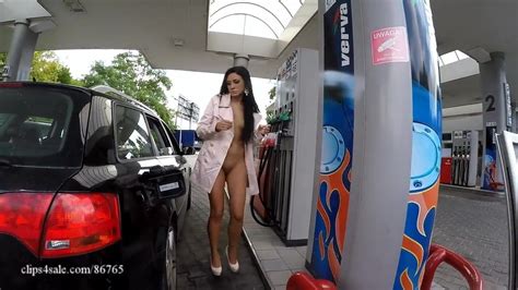 Natalia Naked Gas Station Car Washes Porn 95