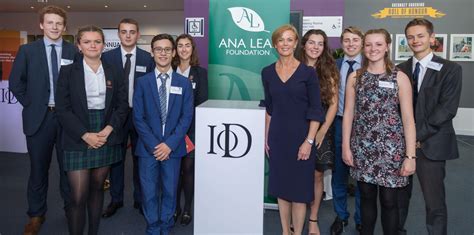 Guernseys Directors Of The Future Given An Iod Helping Hand Channel Eye