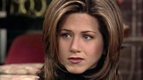 She is winning the hearts of people by her simple yet elegant hairstyles that are easy to get. Jennifer Aniston: From hair icon of the '90s to hair ...