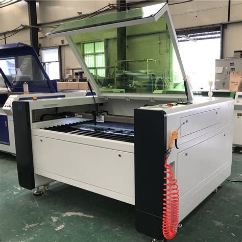 Robotec Co2 150w Laser Cutter For 18mm Plywoodwood Laser Cutting
