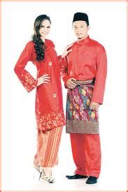 Berpakaian merupakan bagian penting dalam pakaian tradisional perempuan melayu jambi. Azam Aziz » Jenis Baju Kurung