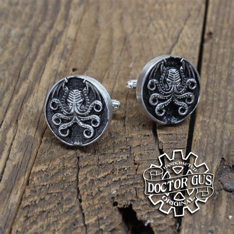Cthulhu Cuff Links Tentacle Cephalopod Accessories By Doctor Etsy Mens Gifts Cufflinks