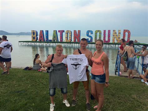 Balaton sound takes place in this small village called zamardi which during summer time is a popular place to stay at lake balaton, in the winter time there is basically nothing. Balaton Sound 2015 #TiestoFamily - TiëstoBlog