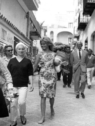 Capri and bridgette 5 min. Brigitte Bardot in Capri | Capri Lifestyle | Foto storiche ...