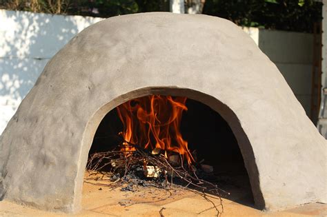 However, in contrast to the wall unit, it can be combined more freely. FLOWER POT KITCHEN: CLAY OVEN BUILDING YOUR WOOD FIRED ...