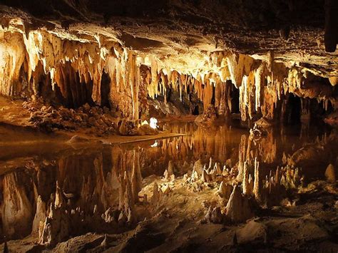 Luray Caverns Virginia Carlsbad Caverns National Park Natural