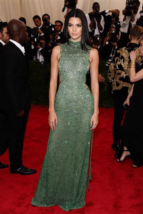 Kendall Jenner Is Wearing Calvin Klein On The Met Gala 2015 Red Carpet