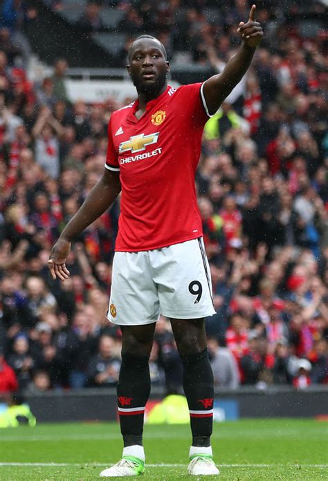 Aug 12, 2021 · lukaku failed to score in 12 appearances, including only three starts, in his debut season, and watched as the caretaker manager, roberto di matteo, led the club to a first champions league and. Liverpool vs Man Utd: This is Romelu Lukaku's defining ...