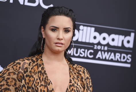 Demi Lovato Apologizes After Visiting Praising Israel The Times Of