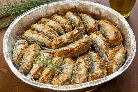 A questo punto tocca alla cottura al forno: Come cucinare le sardine al forno: ricetta del secondo di ...