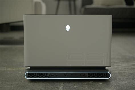 Alienware Area 51m R1 Review Fast Big And Upgradable Pcworld