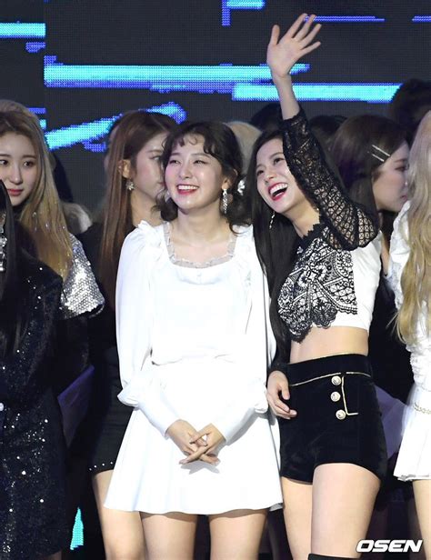 5 Heartwarming Friendships That Came Out Of Red Velvet Twice And Blackpink’s Inseparable Bond