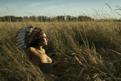 Pin De Tryskhel En Native American Beauty Inspiration