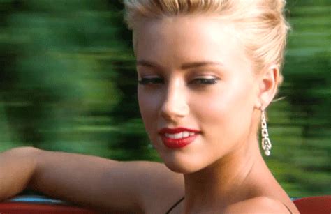20 Sexy And Topless GIFS Of Amber Heard Celebs Unmasked