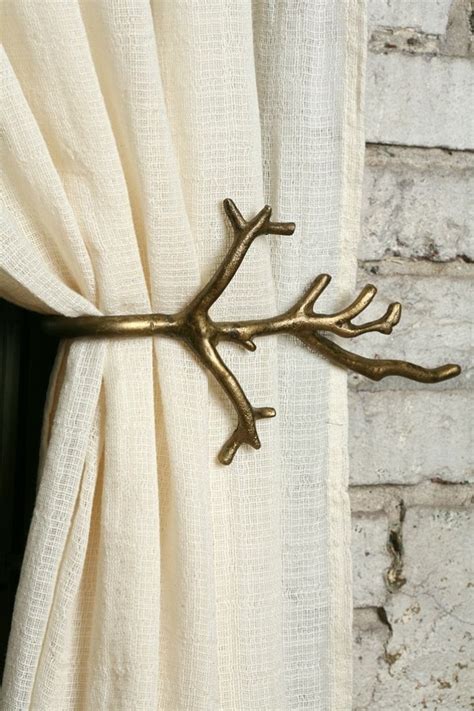 51 Individual Curtain Holders To Suit Every Taste Decoration