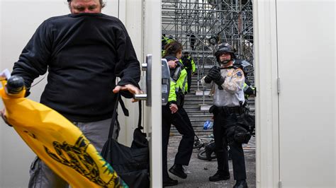 Officers Injuries Including Concussions Show Scope Of Violence At Capitol Riot The New York