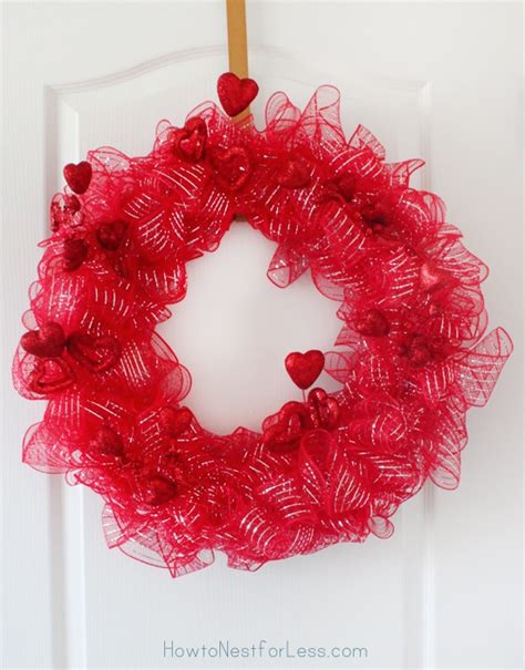 It was nice, but it wasn't really screaming valentine's day to me. Valentine's Day Wreath (20 Minute Project) - How to Nest ...