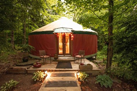 This Luxury Yurt In Vermont Is Lovely In The Autumn According To Forbes