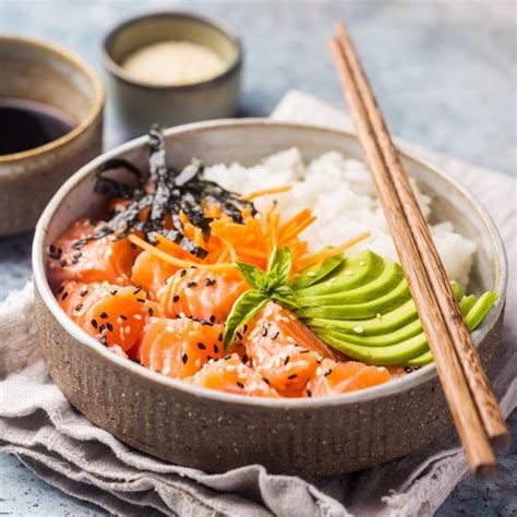 Recette Poké bowl saumon avocat et autres recettes Chefclub daily chefclub tv