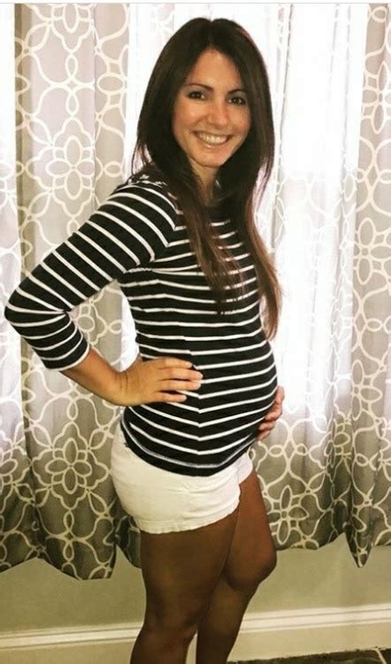 Her Beautiful Growing Pregnancy Tumbex
