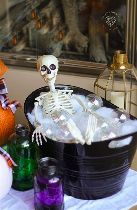 Skeleton Bubble Bath Spooky Halloween Crafts Diy Halloween