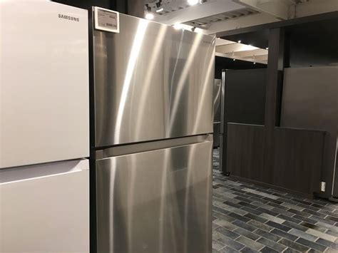 Click here to download our free refrigerator buying guide: Mid-Range to Affordable Luxury Appliance Packages (Ratings ...