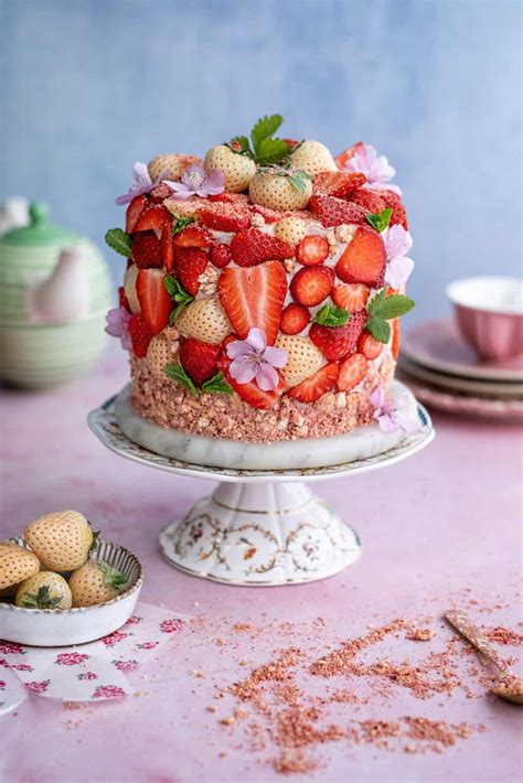 Aggregate 133 Southern Strawberry Cake Best Vn