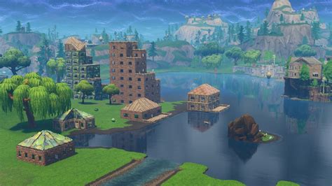 Suggestion Add A Few Hotels And Lake Houses To Loot Lake To Make It A