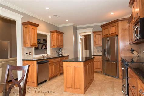 Luckily, maple cabinets play well with a range of colors, depending on whether or not you want to choose a complementary shade to help them blend in or something that creates a bit of contrast that will enhance them. Rustic Kitchen Colors With Hickory Cabinets Ideas ...