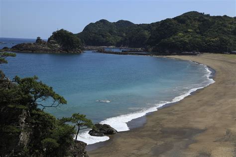 Popular Swimming Beaches In Japan