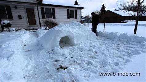 How To Build An Awesome Igloo Snow Fort Timelapse Youtube