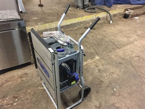 The fence moves smoothly across telescoping rails and locks into place easily using technology similar to my choice for best contractor table saw below. Kobalt Contractor Table Saw Fence - Kobalt 10 In Carbide Tipped Blade 15 Amp Portable Table Saw ...