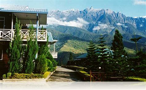 • breakfast at hotel / homestay and check out • proceed for kundasang tour (desa dairy farm, sabah tea plantation, poring hot spring & marakau tagal fish spa) • lunch at local restaurant • back to kota kinabalu and stop for shopping at pekan nabalu. Kinabalu Pine Resort | ulelong.com | Discover Sabah ...