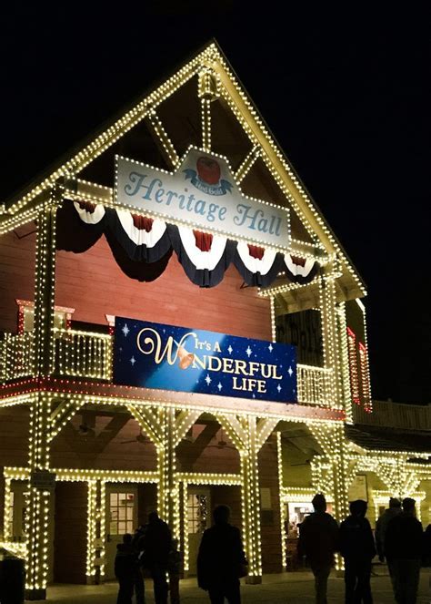 The Complete Guide To An Old Time Christmas At Silver Dollar City