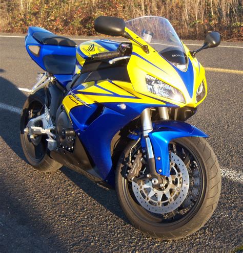 The changes made to the 1998 cbr900rr made it the best big cbr ever, and i was awed by how fast yet controllable that new. Jual Karbu Keihin Honda Cbr 250 Rr Di Bukittinggi | Ipshof.com