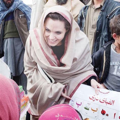 Angelina Jolie Travels To Yemen To Aid Refugees Renews Call For