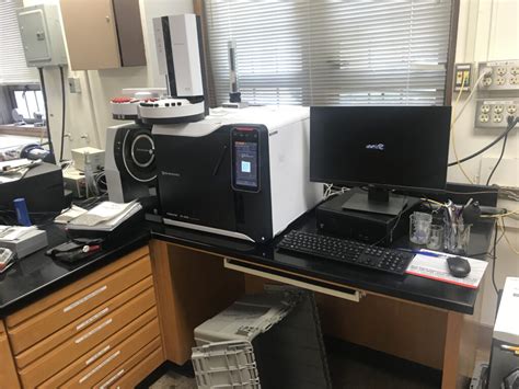 Shimadzu Qp Nx Gas Chromatograph Mass Spectrometer Analytical