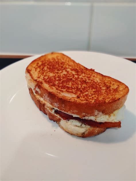 [homemade] Bacon Egg And Cheese Sandwich Toasted In A Fry Pan R Food