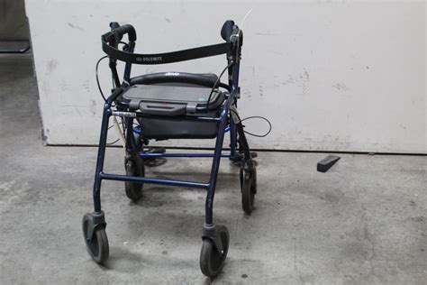 Dolomite Legacy 600 Walker 4 Wheel With Seat And Hand Brakes Property Room
