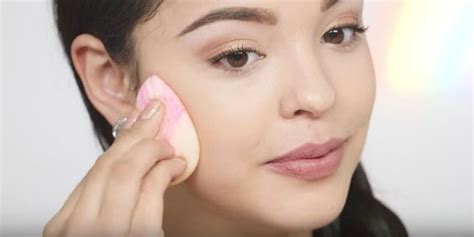 4 Insanely Easy Ways To Apply Flawless Foundation Flawless Foundation
