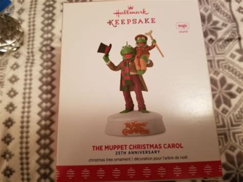 Hallmark 2017 The Muppet Christmas Carol Kermit Frog Ornament 25th