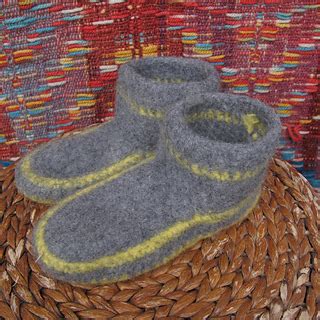 Ravelry The Felted Moccasin Slipper Pattern By Lydia Hamilton Moss