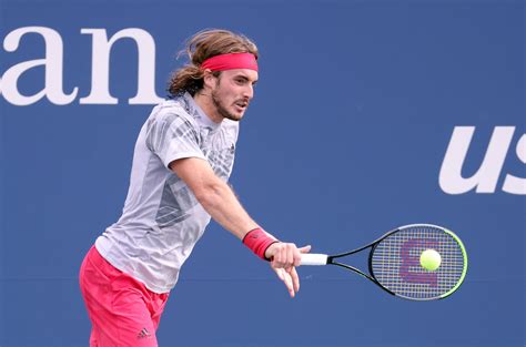 I was rooting for tsitsipas the entire time, bummed, but honestly, it was a huge thrill to see novak win after the first two sets. Tsitsipas vence em sua estreia no US Open - Gazeta Esportiva