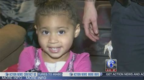 2 Year Old Girl Calls 911 For Wardrobe Emergency Police Say Abc7 New